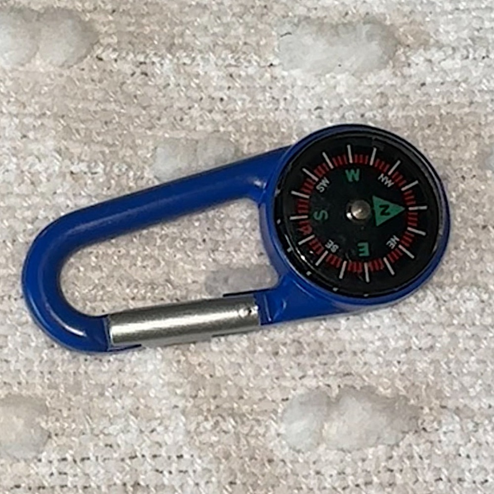 ɴᴡᴛ Compass Carabiner w/ Box🧭🧗🏽